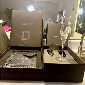 NWT Waterford Lismore Crystal Frame and True Love 7oz Champagne Flute Set